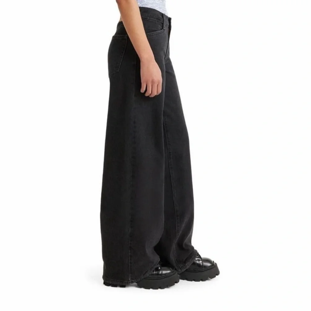 Levi's Women's 94 Baggy Wide Leg Relaxed Jean - Over Exposure - Picture 3 of 3